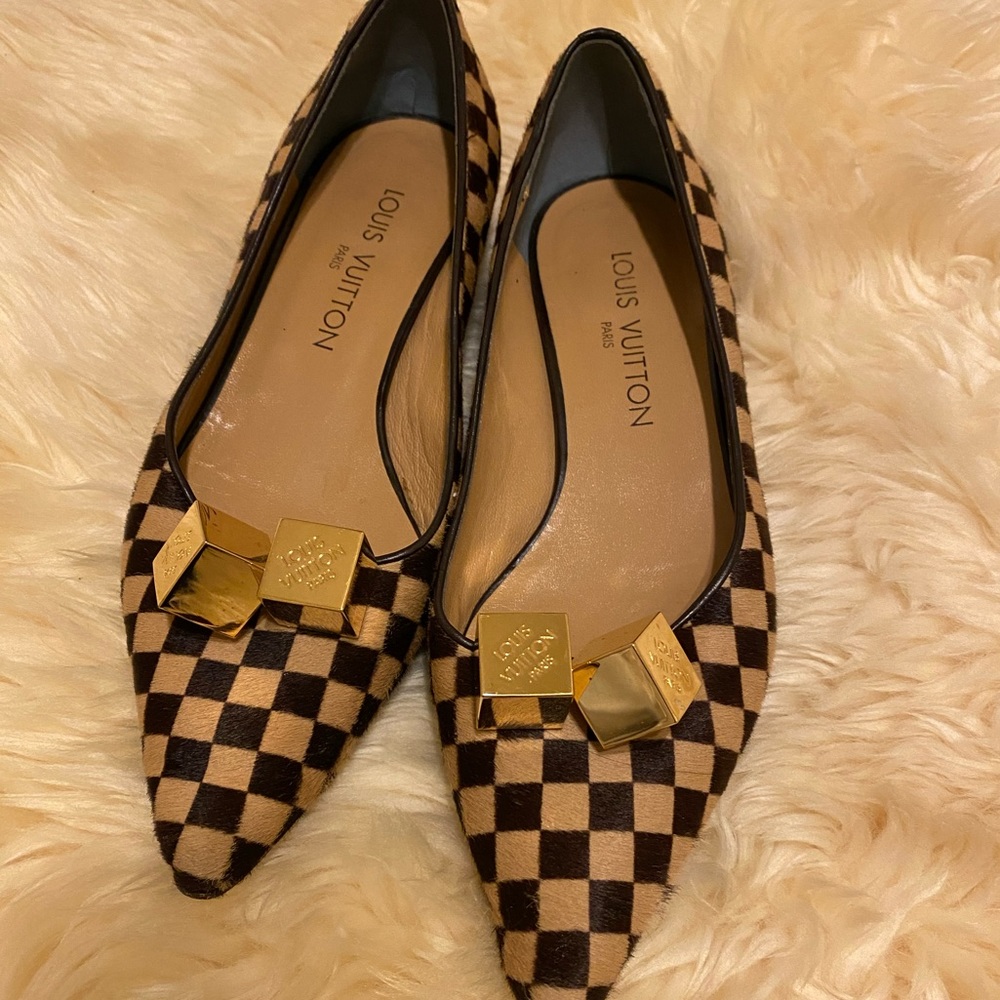 Louis Vuitton pony skin leather flats
